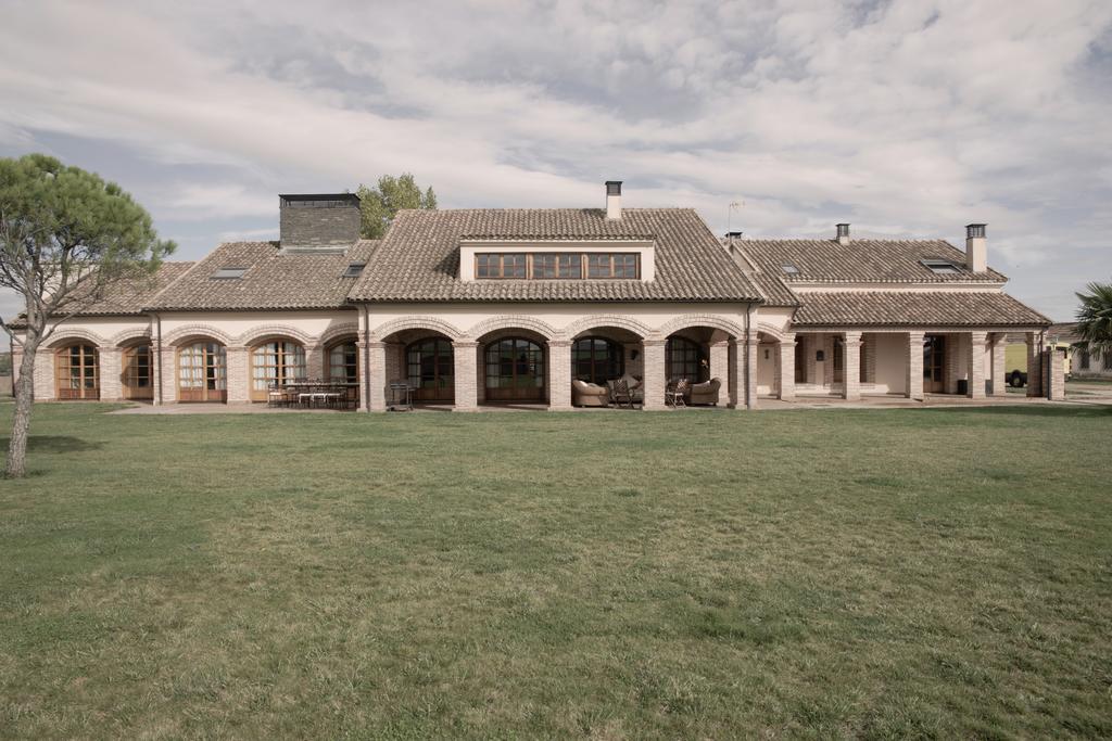 La Casona Del Tormes Villa Almenara de Tormes Exterior photo
