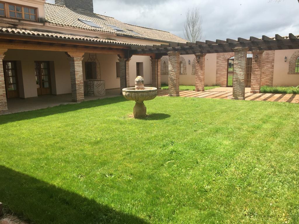 La Casona Del Tormes Villa Almenara de Tormes Exterior photo